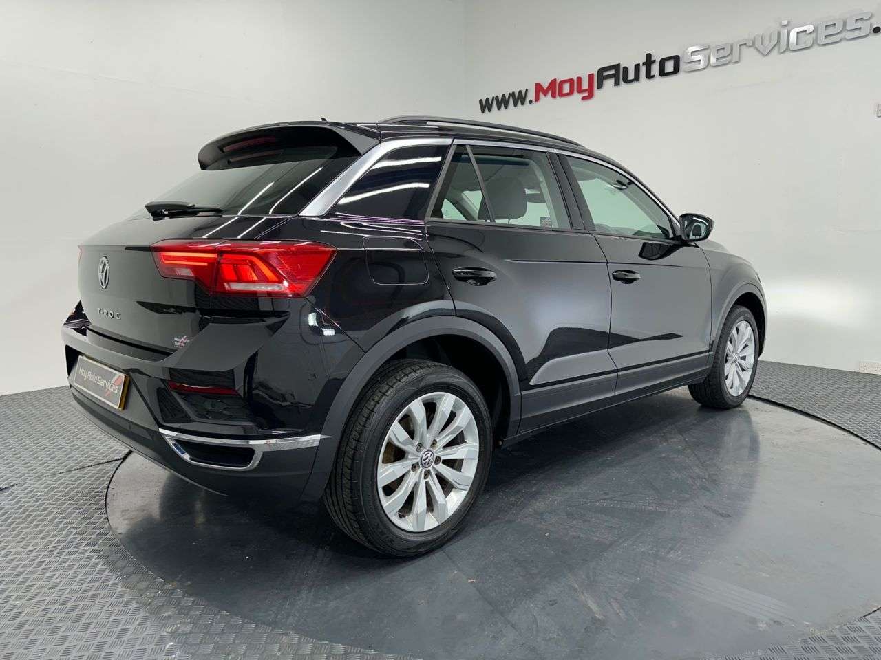 2019 VOLKSWAGEN T-ROC 2019 VOLKSWAGEN T-ROC