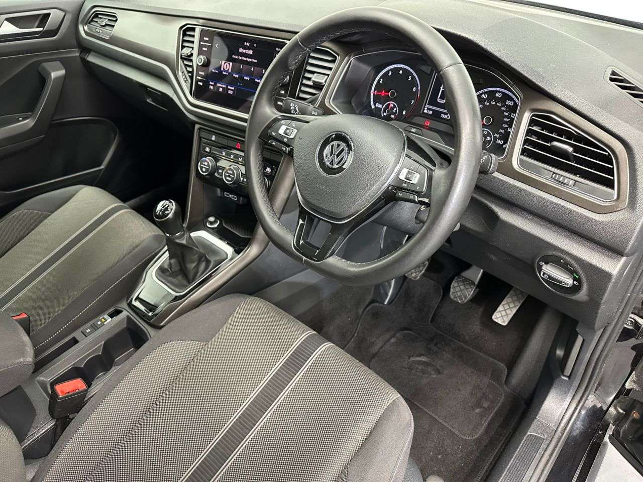 2019 VOLKSWAGEN T-ROC 2019 VOLKSWAGEN T-ROC