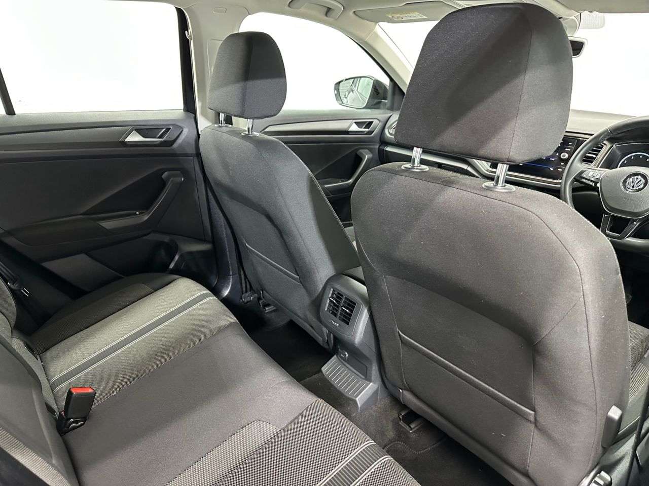 2019 VOLKSWAGEN T-ROC 2019 VOLKSWAGEN T-ROC