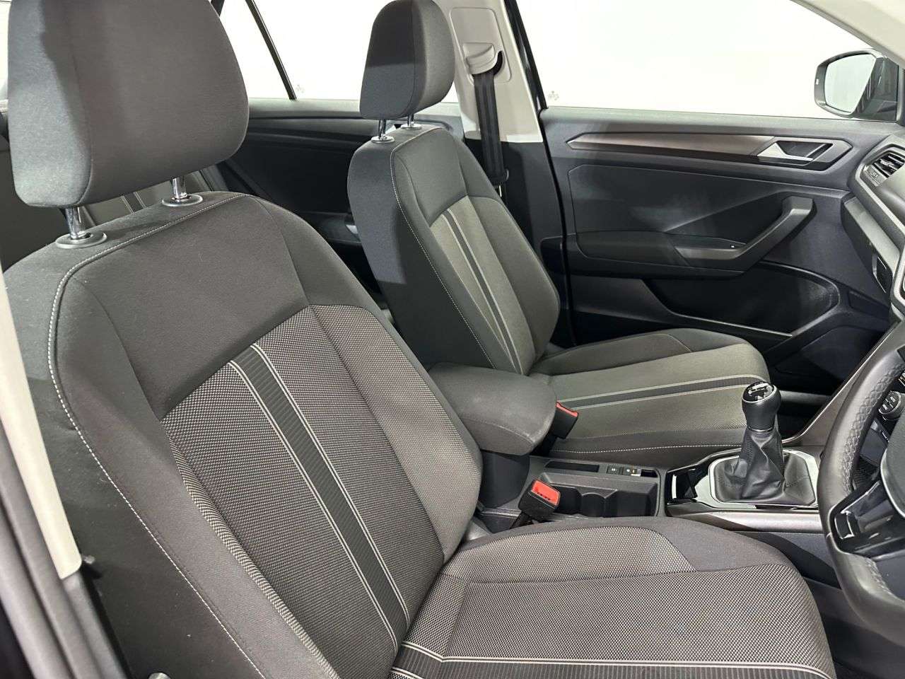 2019 VOLKSWAGEN T-ROC 2019 VOLKSWAGEN T-ROC
