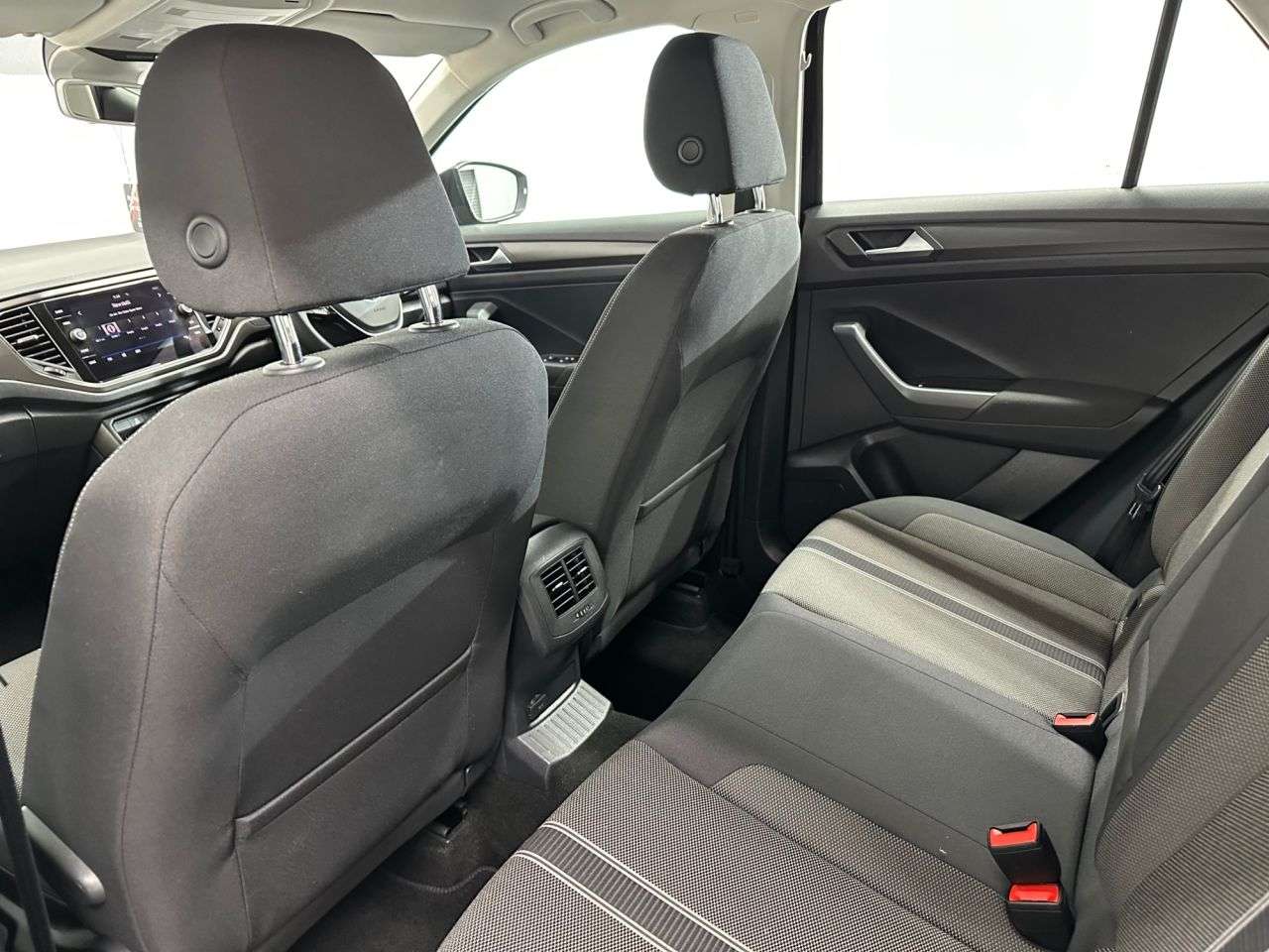 2019 VOLKSWAGEN T-ROC 2019 VOLKSWAGEN T-ROC