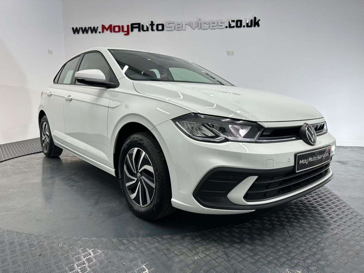 A 2023 VOLKSWAGEN POLO 1.0 EVO Life Hatchback 5dr Petrol Manual Euro 6 (s/s) (80 ps) A 2023 VOLKSWAGEN POLO 1.0 EVO Life Hatchback 5dr Petrol Manual Euro 6 (s/s) (80 ps)