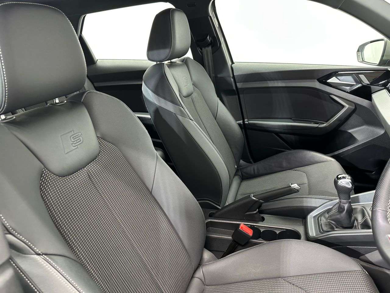 2022 AUDI A1 2022 AUDI A1