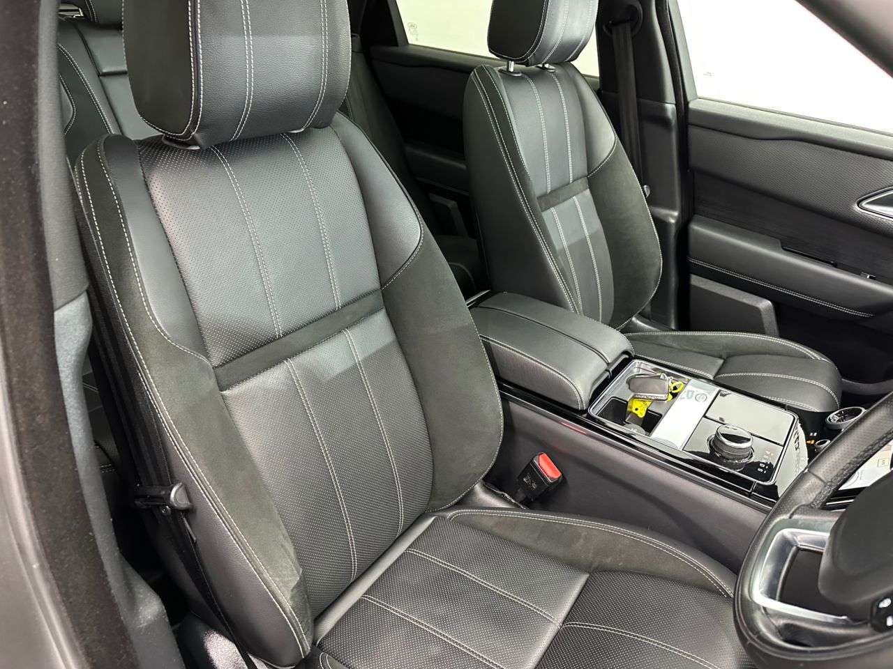 2019 LAND ROVER RANGE ROVER VELAR 2019 LAND ROVER RANGE ROVER VELAR