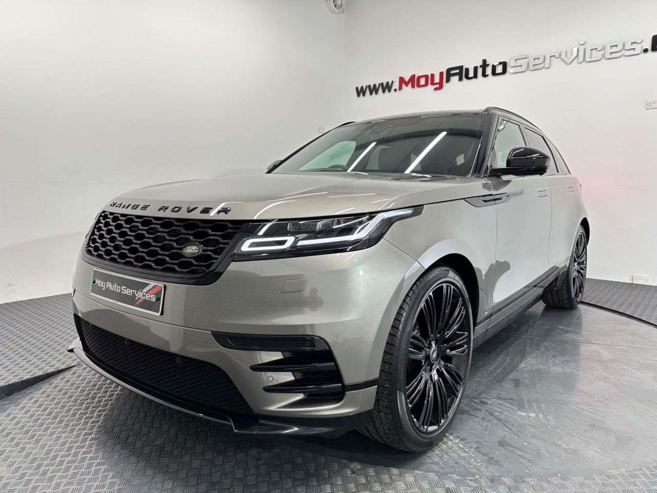 2019 LAND ROVER RANGE ROVER VELAR 2019 LAND ROVER RANGE ROVER VELAR