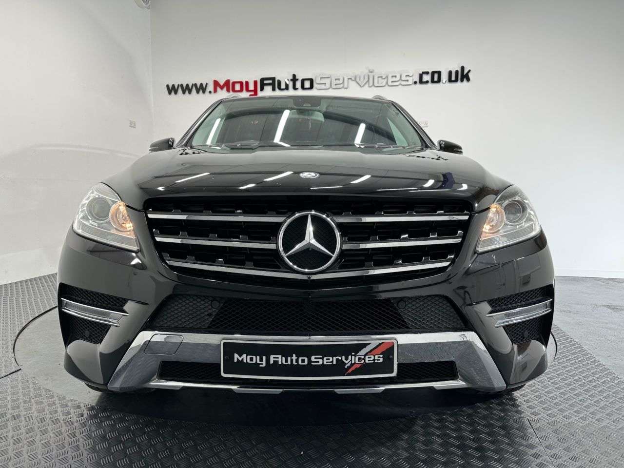 A 2014 MERCEDES-BENZ M-CLASS 2.1 ML250 BlueTEC AMG Sport SUV 5dr Diesel G-Tronic 4WD Euro 6 (s/s) (204 p A 2014 MERCEDES-BENZ M-CLASS 2.1 ML250 BlueTEC AMG Sport SUV 5dr Diesel G-Tronic 4WD Euro 6 (s/s) (204 p