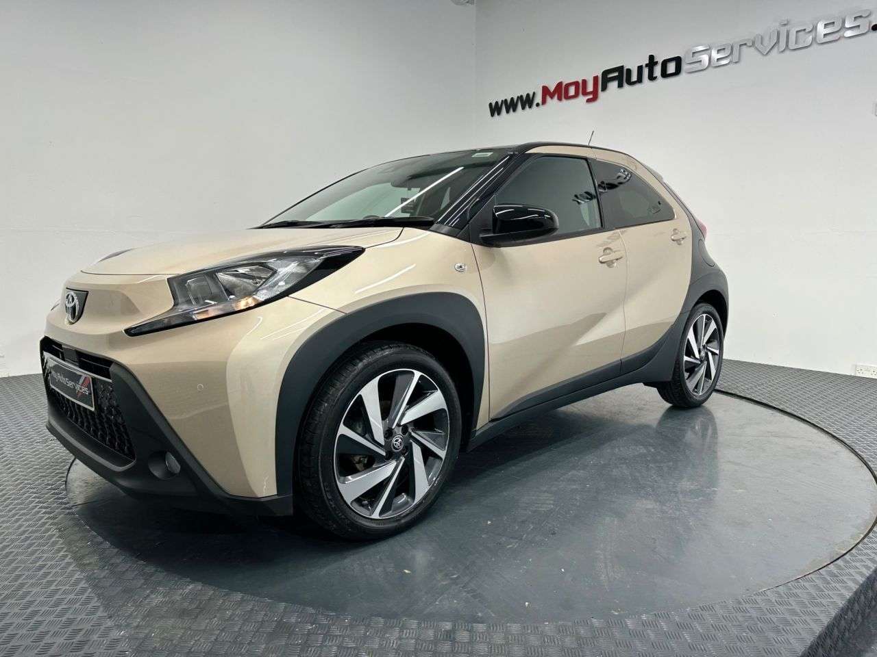 2024 TOYOTA AYGO X 2024 TOYOTA AYGO X