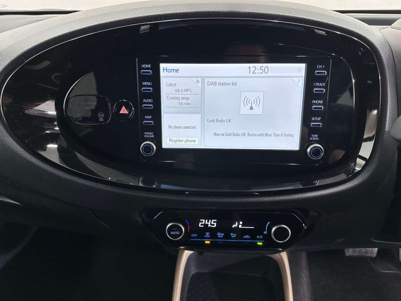 2024 TOYOTA AYGO X 2024 TOYOTA AYGO X
