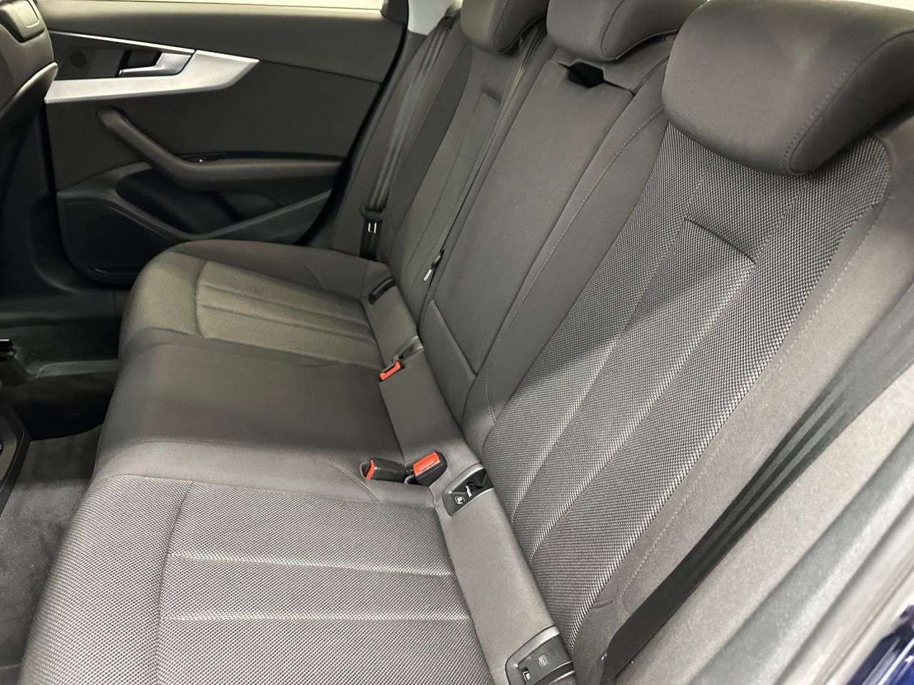 2022 AUDI A4 2022 AUDI A4