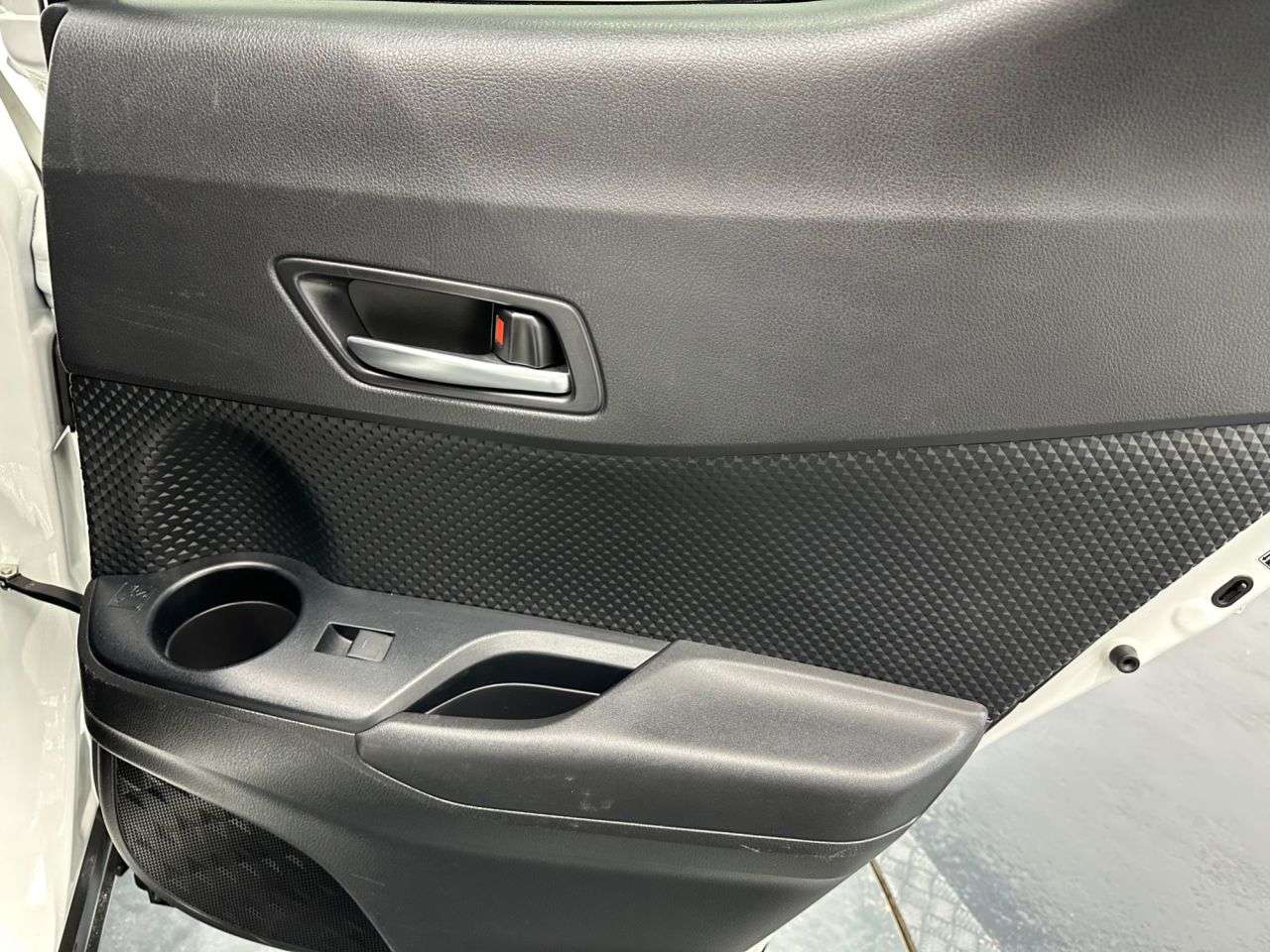 2023 TOYOTA C-HR 2023 TOYOTA C-HR