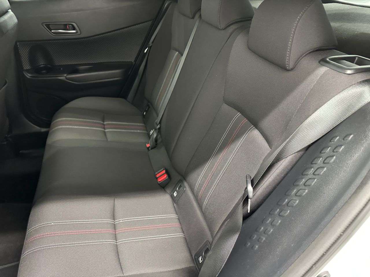 2023 TOYOTA C-HR 2023 TOYOTA C-HR