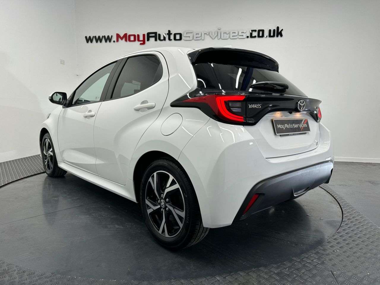 2024 TOYOTA YARIS 2024 TOYOTA YARIS
