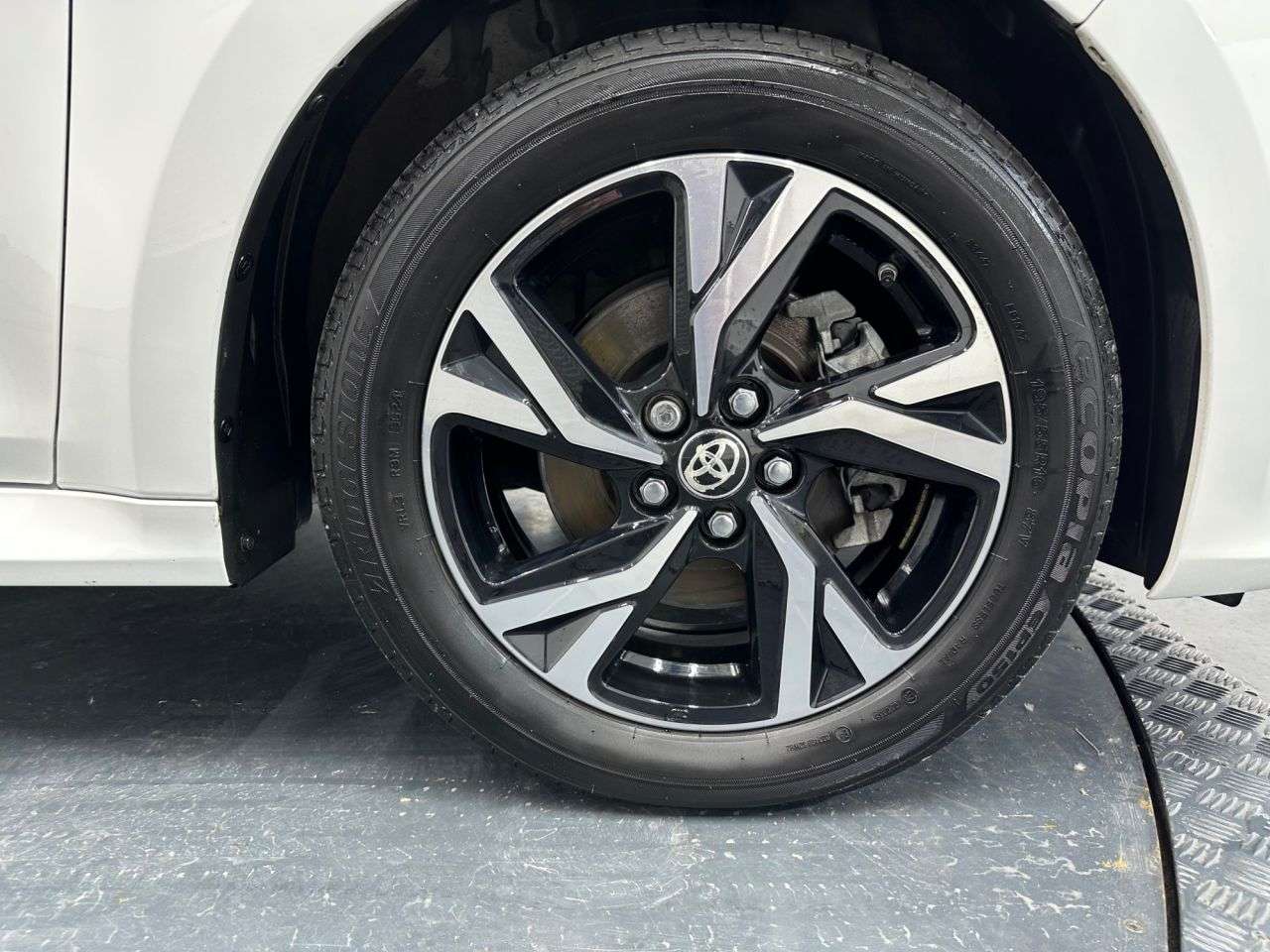2024 TOYOTA YARIS 2024 TOYOTA YARIS