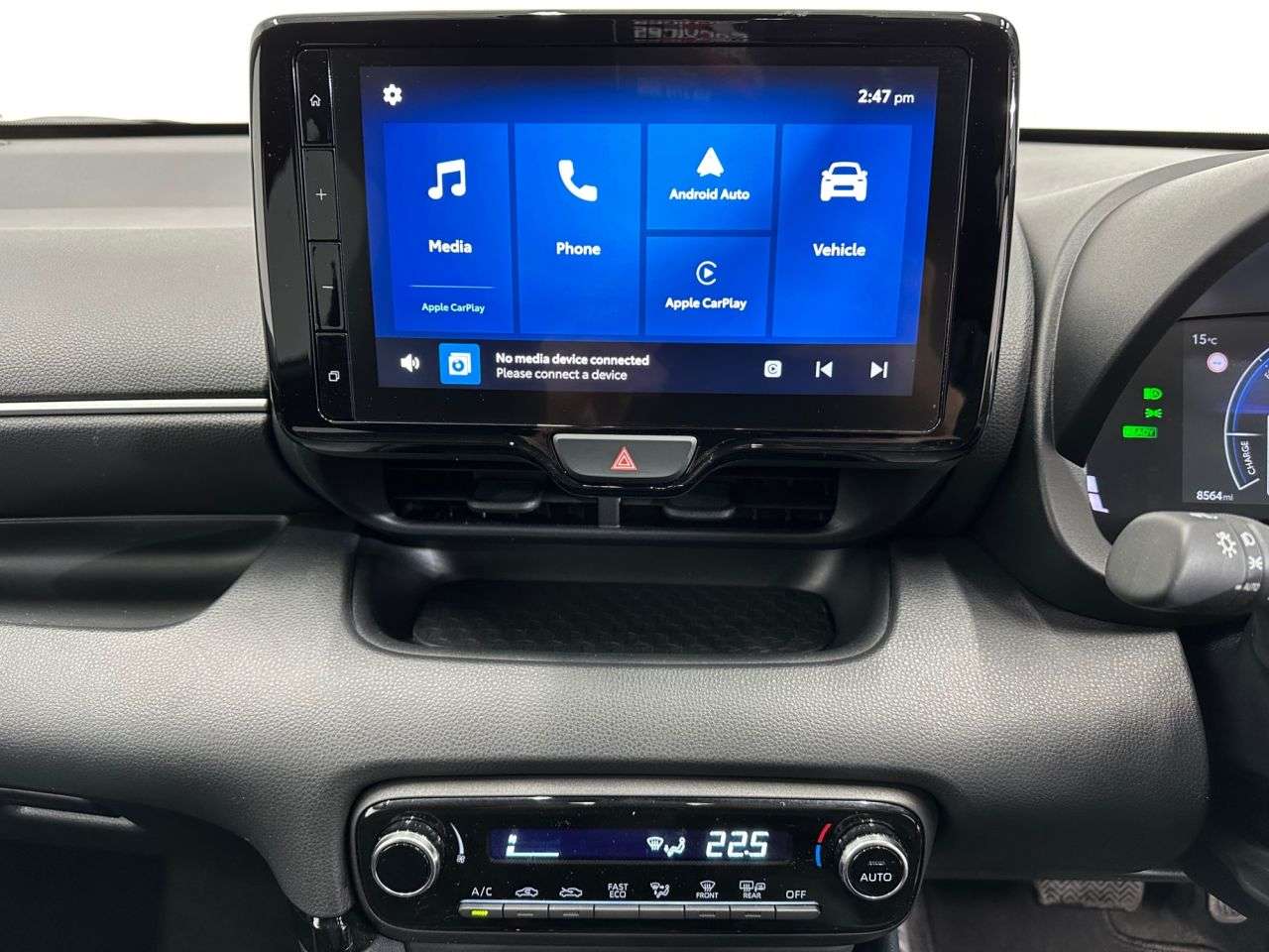 2024 TOYOTA YARIS 2024 TOYOTA YARIS
