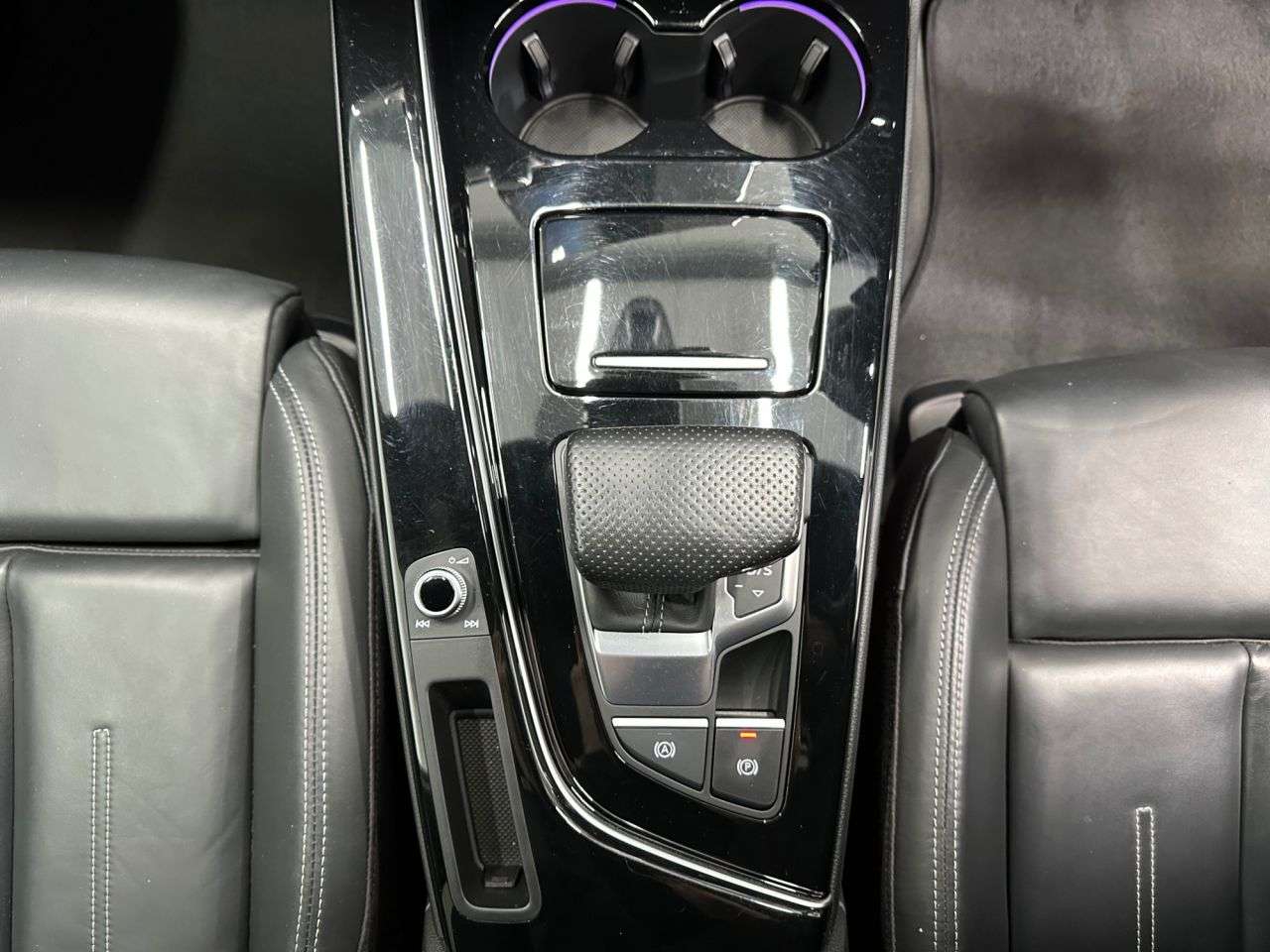 2022 AUDI A4 2022 AUDI A4