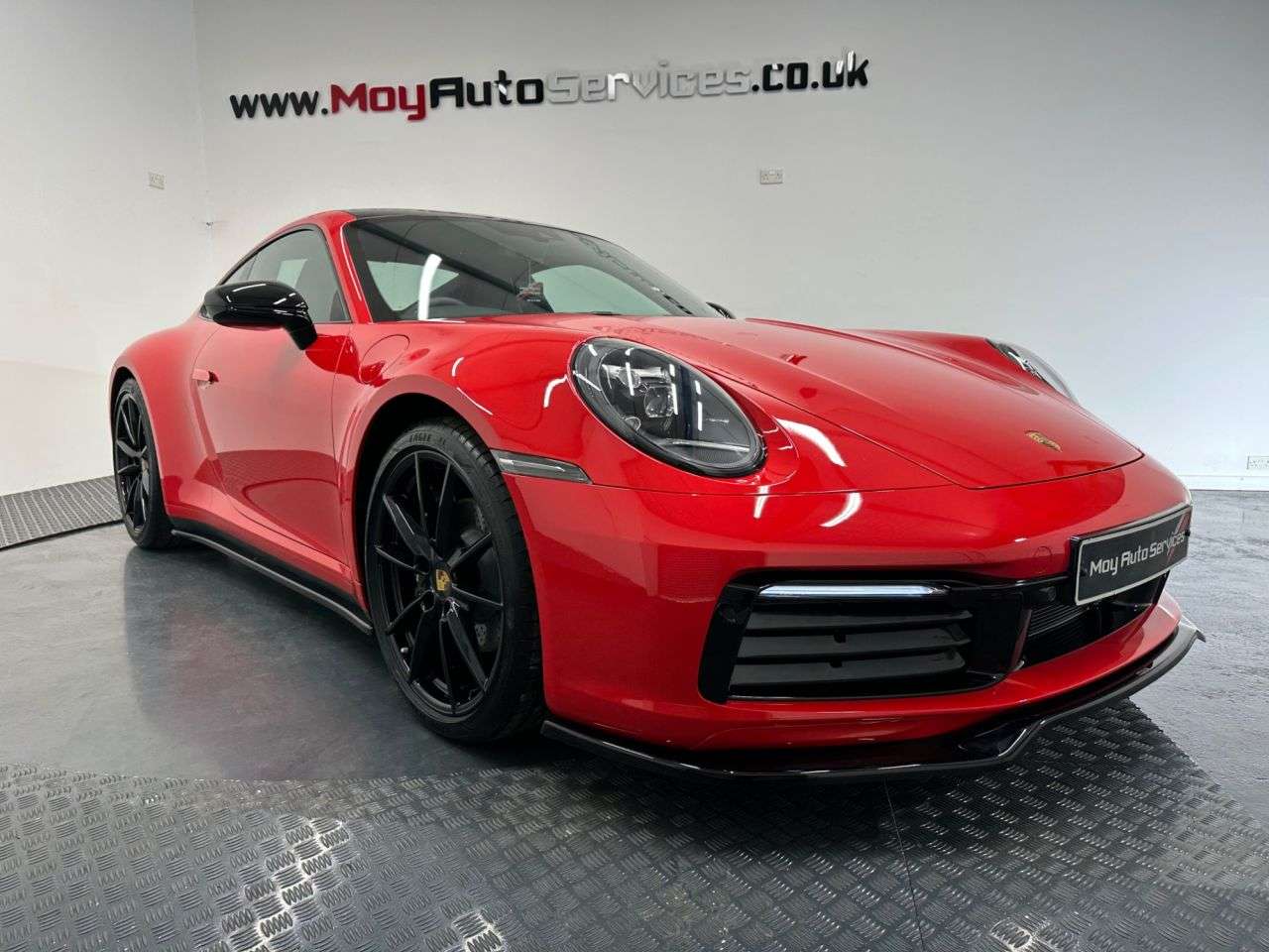 A 2022 PORSCHE 911 3.0T 992 Carrera 4 Coupe 2dr Petrol PDK 4WD Euro 6 (s/s) (385 ps) A 2022 PORSCHE 911 3.0T 992 Carrera 4 Coupe 2dr Petrol PDK 4WD Euro 6 (s/s) (385 ps)