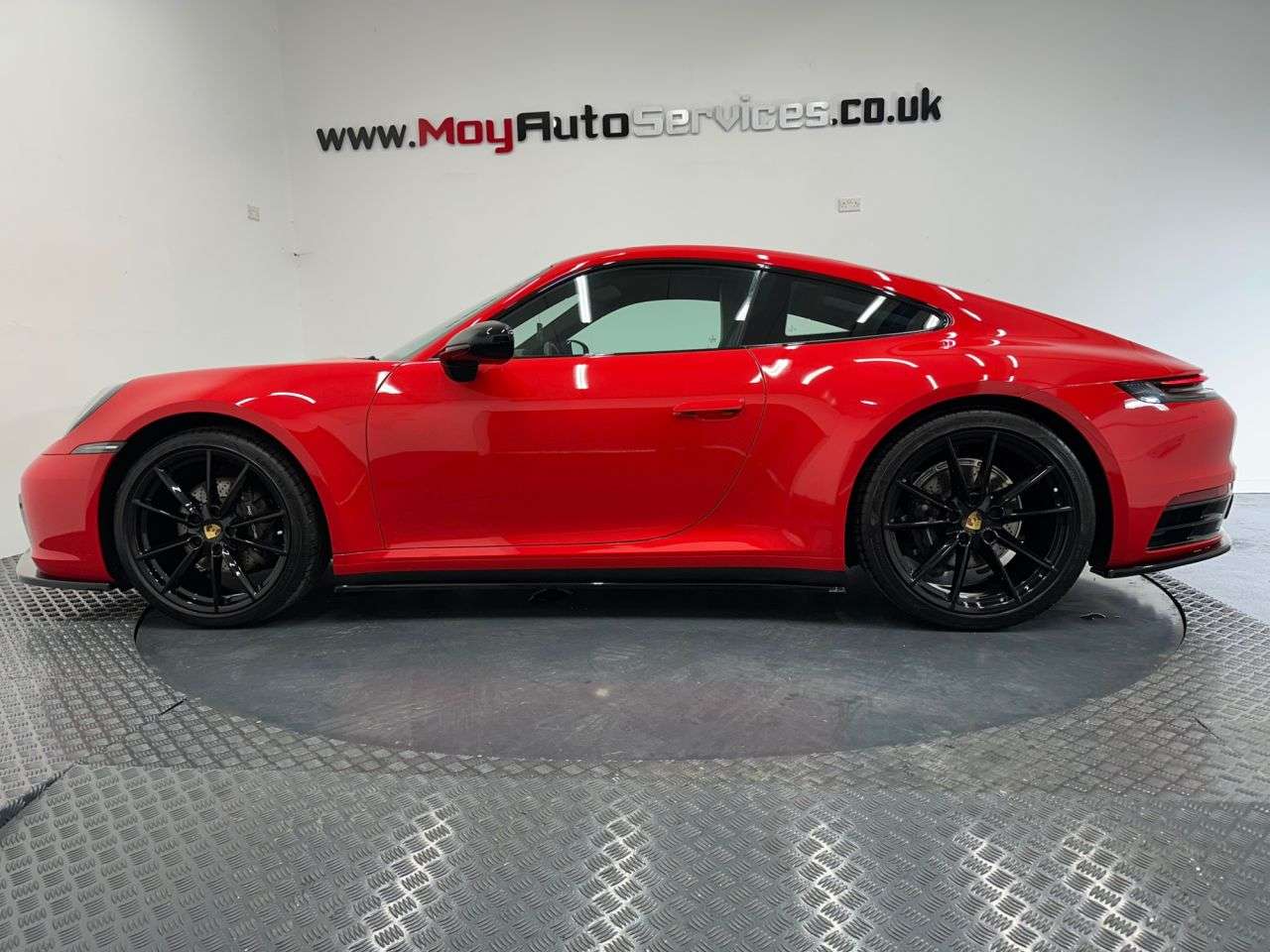 A 2022 PORSCHE 911 3.0T 992 Carrera 4 Coupe 2dr Petrol PDK 4WD Euro 6 (s/s) (385 ps) A 2022 PORSCHE 911 3.0T 992 Carrera 4 Coupe 2dr Petrol PDK 4WD Euro 6 (s/s) (385 ps)