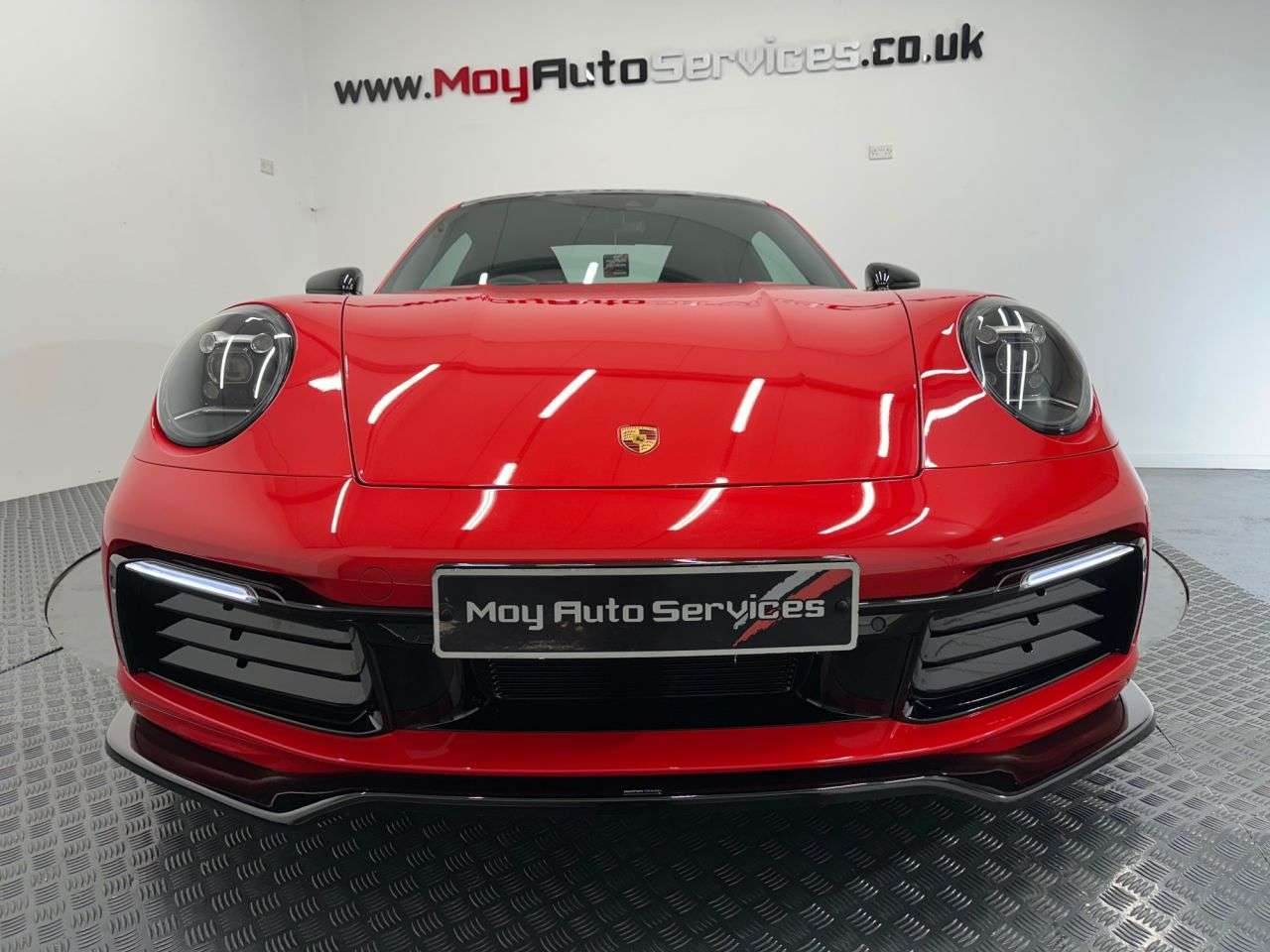 A 2022 PORSCHE 911 3.0T 992 Carrera 4 Coupe 2dr Petrol PDK 4WD Euro 6 (s/s) (385 ps) A 2022 PORSCHE 911 3.0T 992 Carrera 4 Coupe 2dr Petrol PDK 4WD Euro 6 (s/s) (385 ps)