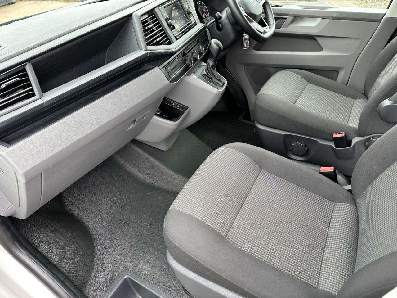 2025 VOLKSWAGEN TRANSPORTER 2025 VOLKSWAGEN TRANSPORTER