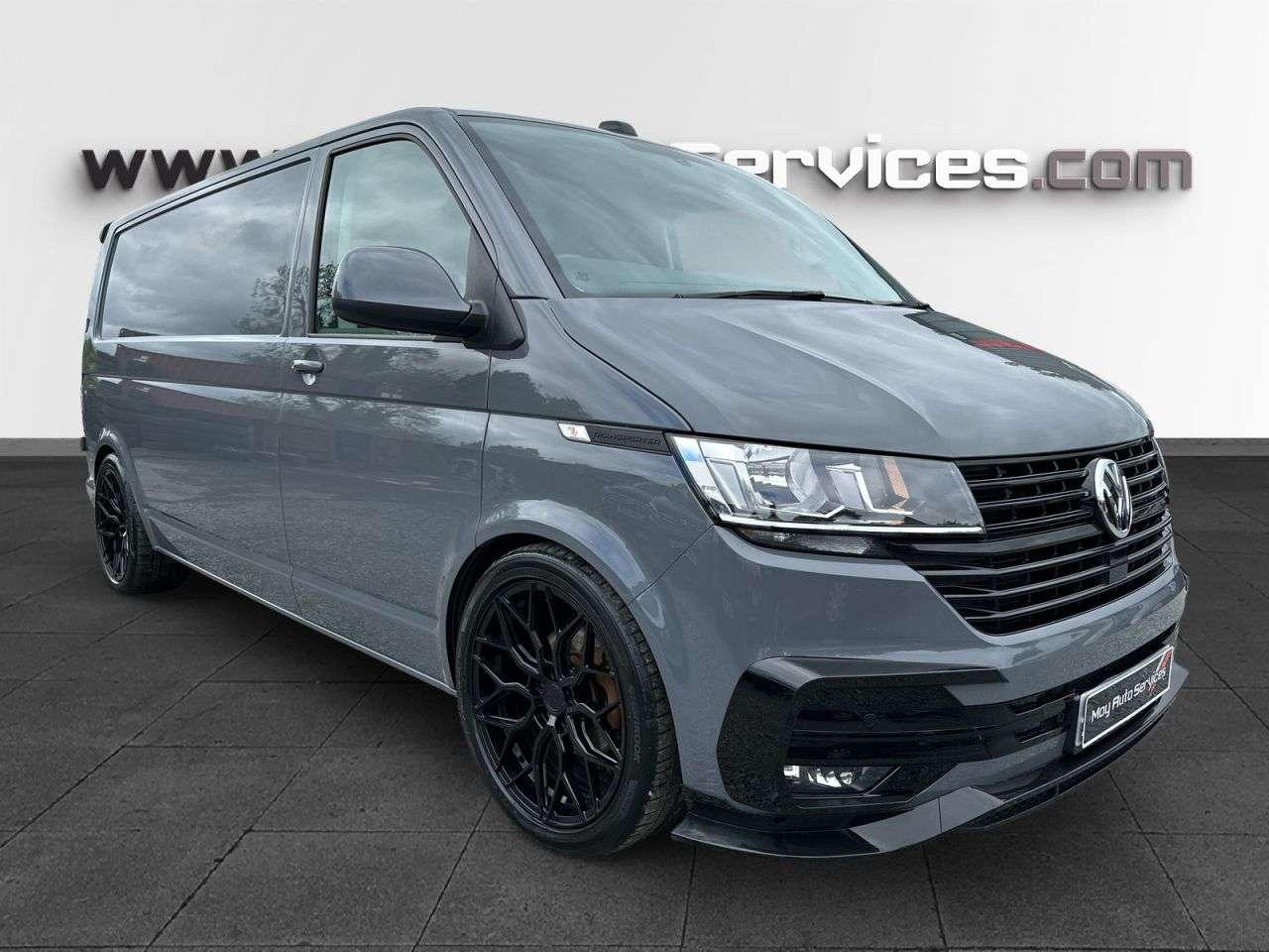 A 2022 VOLKSWAGEN TRANSPORTER 2.0 TDI T28 Highline Panel Van 5dr Diesel DSG FWD LWB Euro 6 (s/s) (150 ps) A 2022 VOLKSWAGEN TRANSPORTER 2.0 TDI T28 Highline Panel Van 5dr Diesel DSG FWD LWB Euro 6 (s/s) (150 ps)