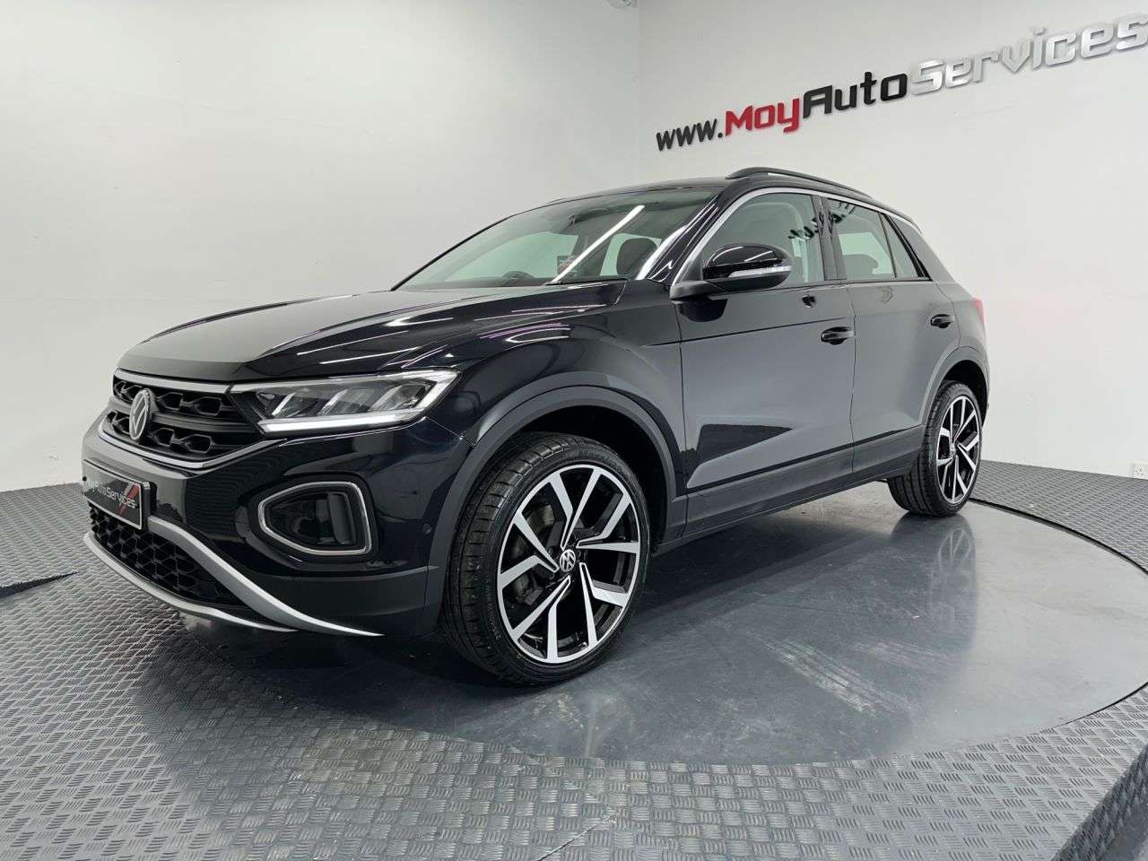 A 2024 VOLKSWAGEN T-ROC 1.5 TSI Life SUV 5dr Petrol DSG Euro 6 (s/s) (150 ps) A 2024 VOLKSWAGEN T-ROC 1.5 TSI Life SUV 5dr Petrol DSG Euro 6 (s/s) (150 ps)
