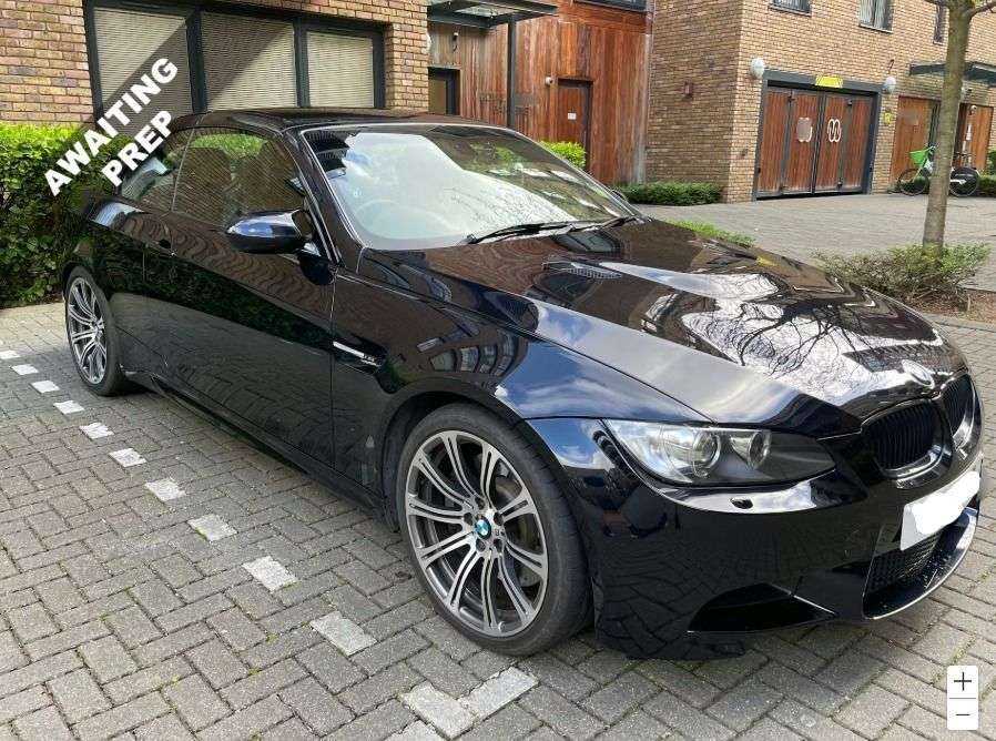 A 2011 BMW M3 4.0 V8 Convertible 2dr Petrol DCT Euro 5 (420 ps) A 2011 BMW M3 4.0 V8 Convertible 2dr Petrol DCT Euro 5 (420 ps)