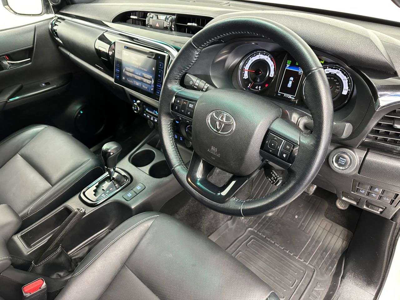 2019 TOYOTA HI-LUX 2019 TOYOTA HI-LUX