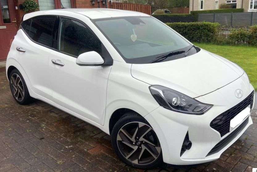 A 2024 HYUNDAI I10 1.0 Premium Hatchback 5dr Petrol Auto Euro 6 (s/s) (63 ps) A 2024 HYUNDAI I10 1.0 Premium Hatchback 5dr Petrol Auto Euro 6 (s/s) (63 ps)