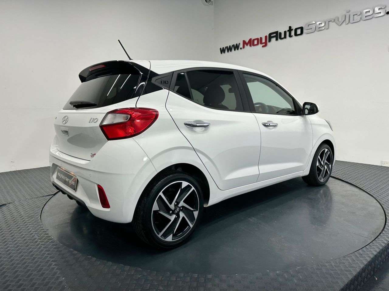 2024 HYUNDAI I10 2024 HYUNDAI I10