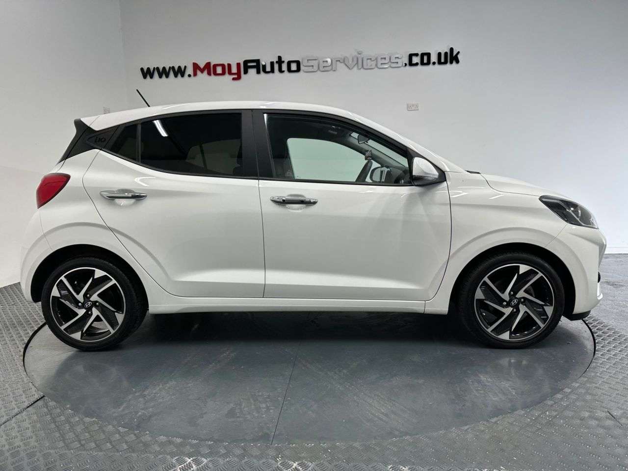 2024 HYUNDAI I10 2024 HYUNDAI I10