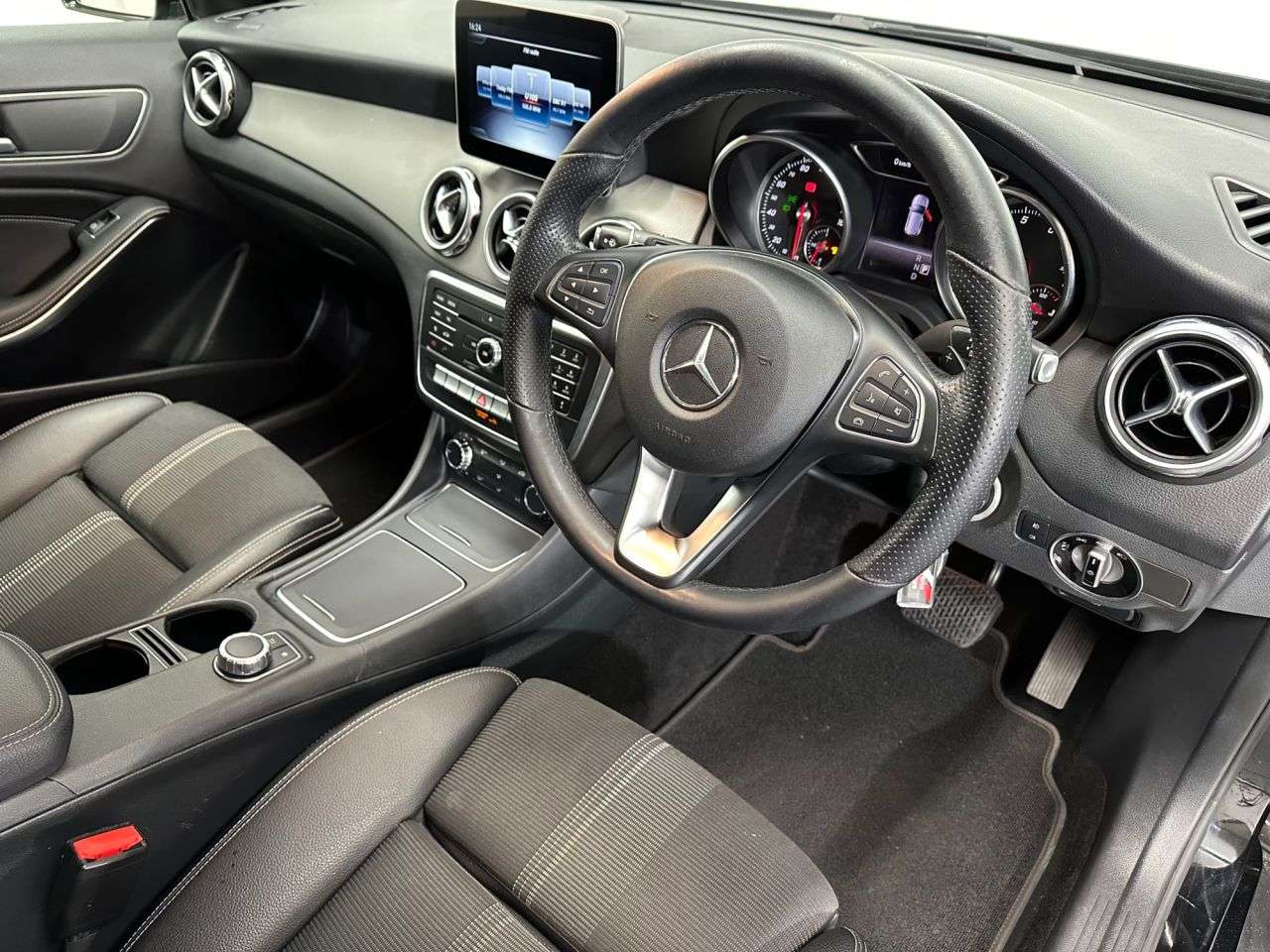 2019 MERCEDES-BENZ GLA 2019 MERCEDES-BENZ GLA