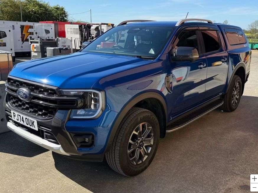 A 2025 FORD RANGER 2.0 TD EcoBlue Wildtrak Pickup Double Cab 4dr Diesel Auto 4WD Euro 6 (s/s) A 2025 FORD RANGER 2.0 TD EcoBlue Wildtrak Pickup Double Cab 4dr Diesel Auto 4WD Euro 6 (s/s)