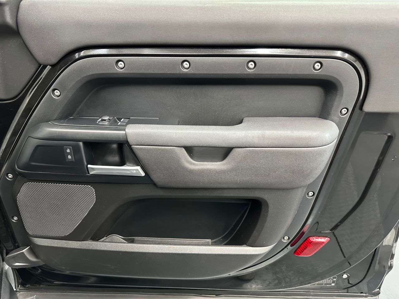 2021 LAND ROVER DEFENDER 2021 LAND ROVER DEFENDER