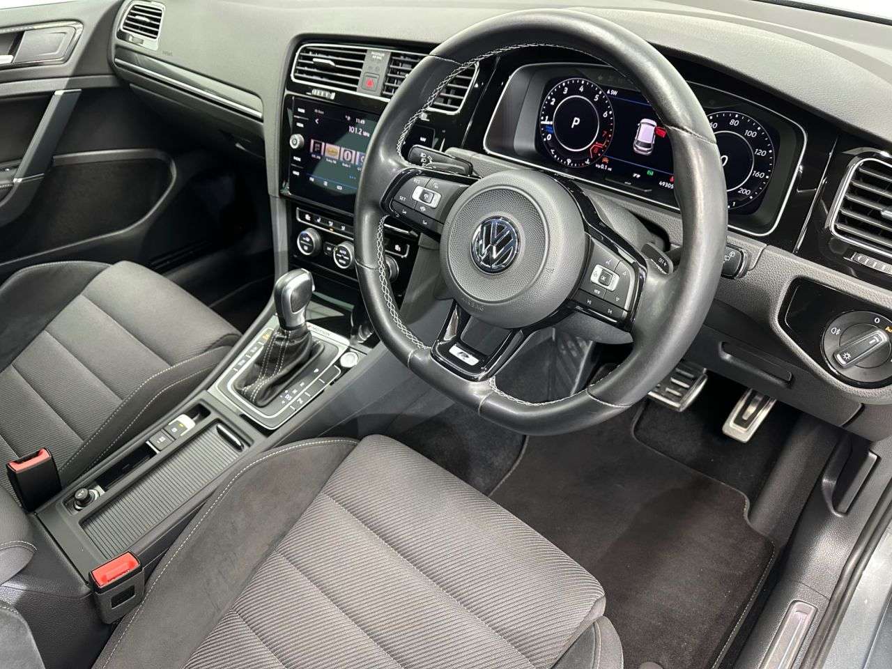 2020 VOLKSWAGEN GOLF 2020 VOLKSWAGEN GOLF
