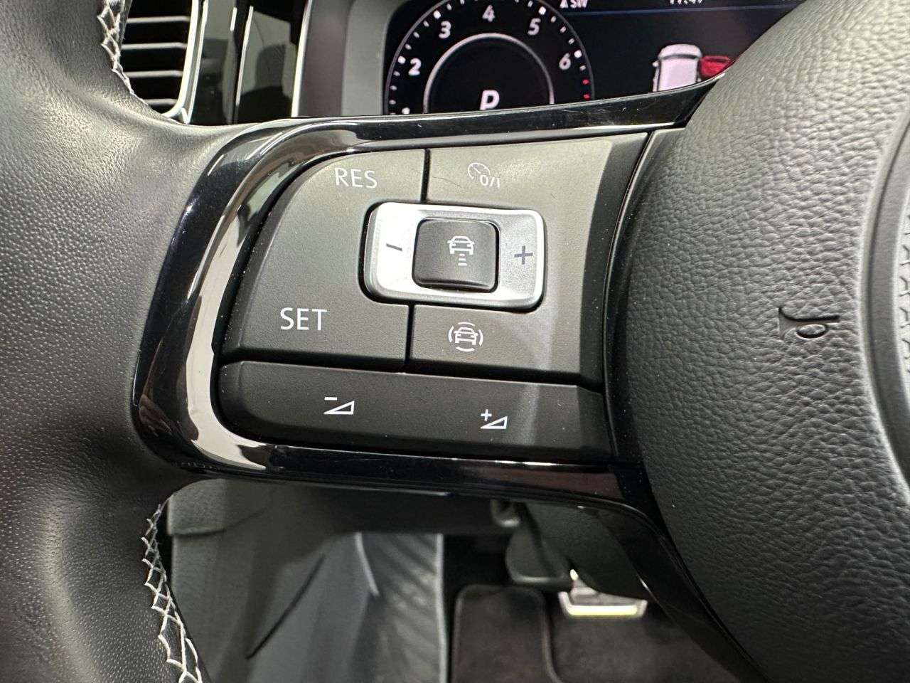 2020 VOLKSWAGEN GOLF 2020 VOLKSWAGEN GOLF