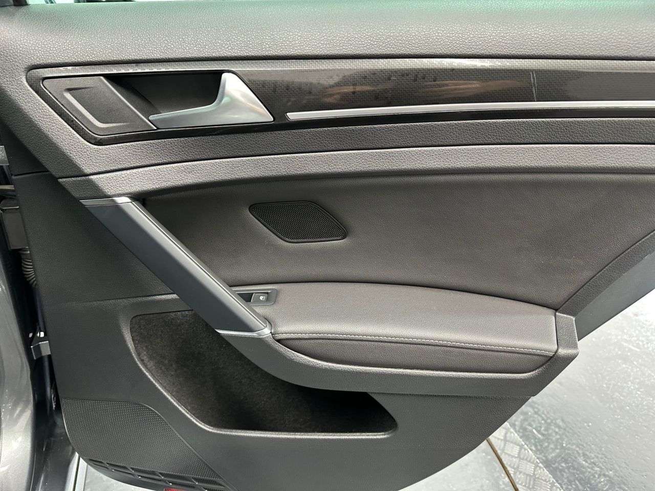 2020 VOLKSWAGEN GOLF 2020 VOLKSWAGEN GOLF