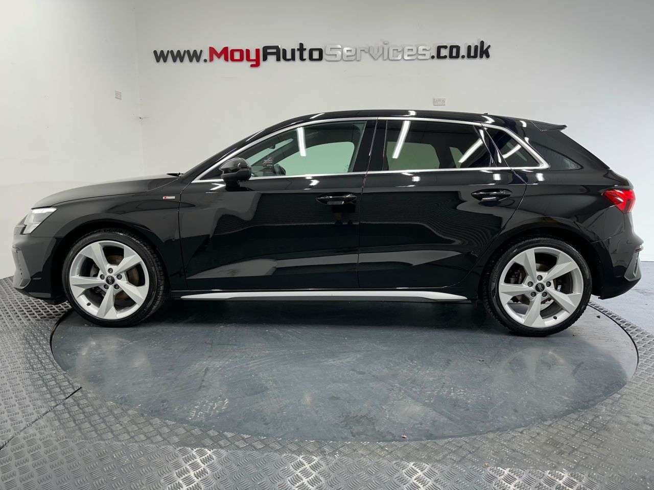 A 2023 AUDI A3 1.5 TFSI 35 S line Sportback 5dr Petrol S Tronic Euro 6 (s/s) (150 ps) A 2023 AUDI A3 1.5 TFSI 35 S line Sportback 5dr Petrol S Tronic Euro 6 (s/s) (150 ps)