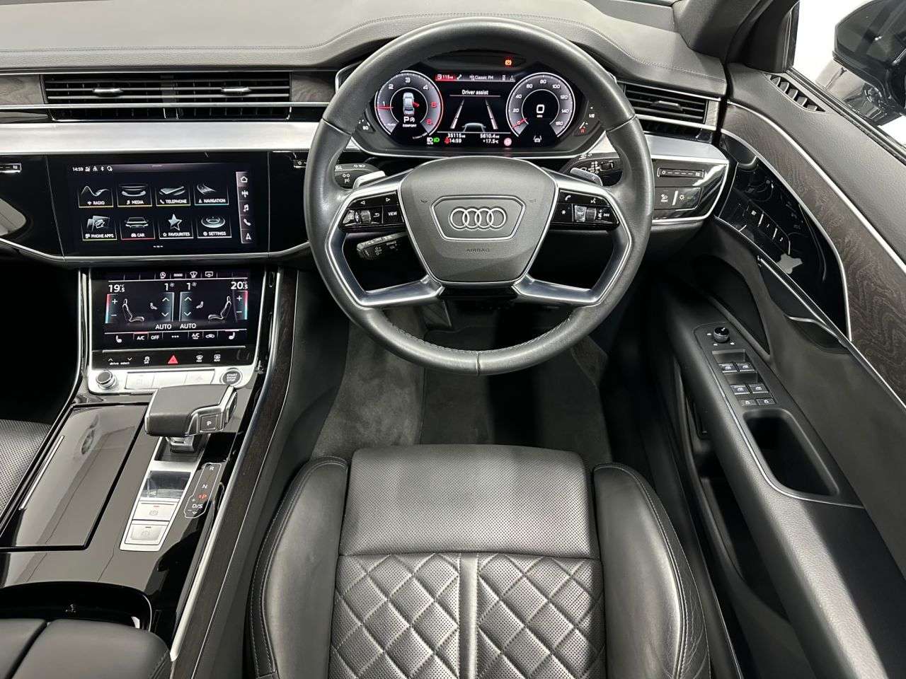 2023 AUDI A8 2023 AUDI A8