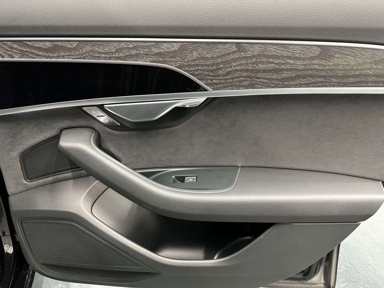 2023 AUDI A8 2023 AUDI A8