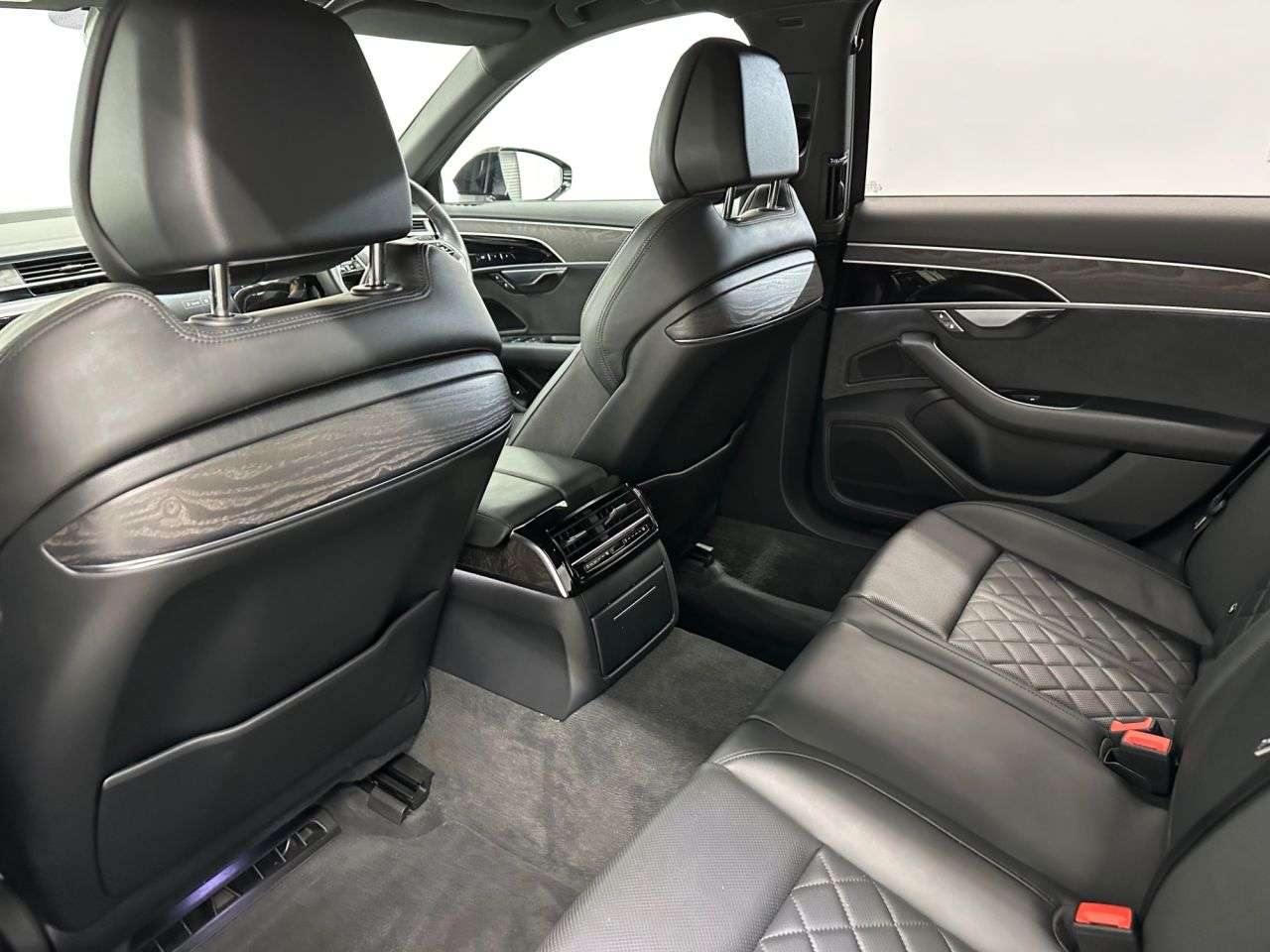 2023 AUDI A8 2023 AUDI A8