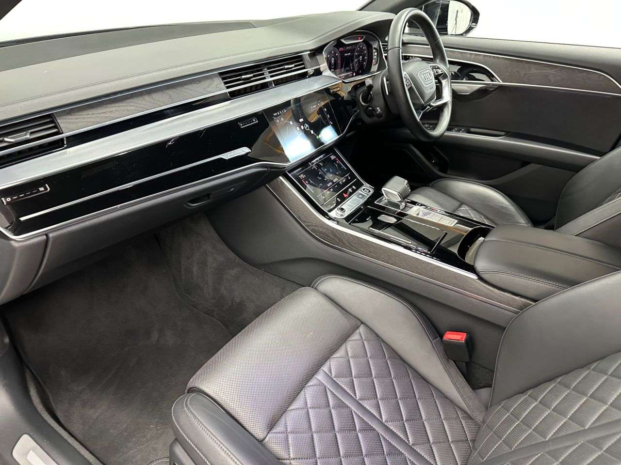 2023 AUDI A8 2023 AUDI A8