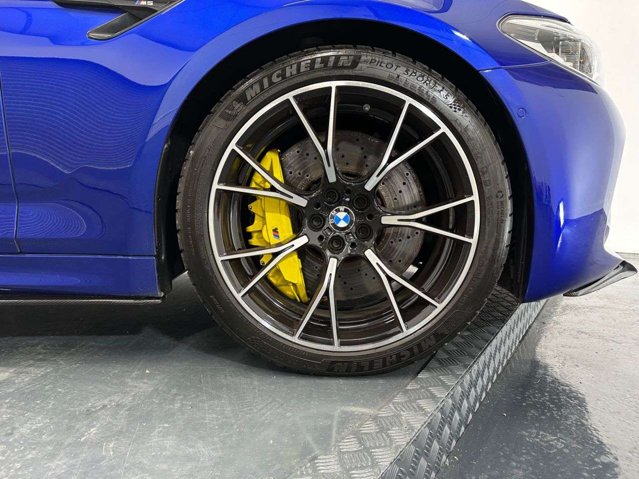 2018 BMW M5 2018 BMW M5