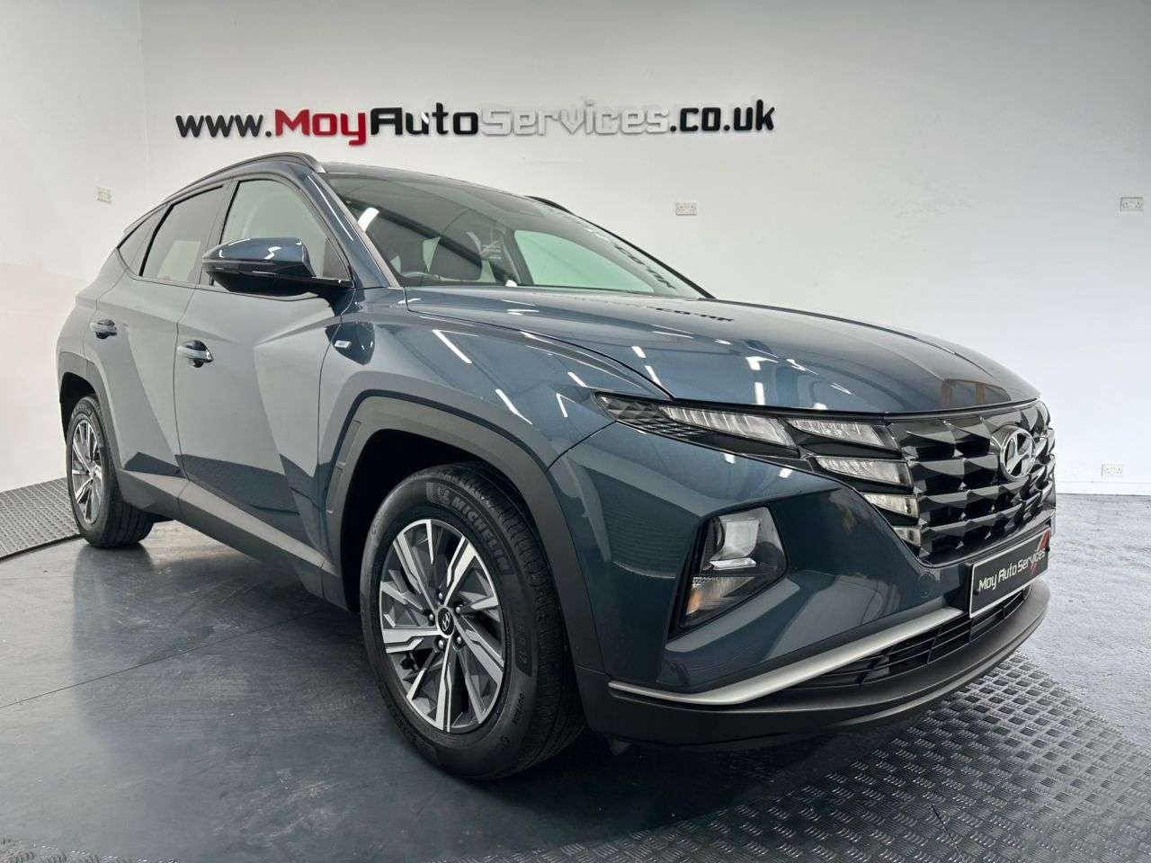 A 2021 HYUNDAI TUCSON 1.6 T-GDi MHEV SE Connect SUV 5dr Petrol Hybrid DCT Euro 6 (s/s) (150 ps) A 2021 HYUNDAI TUCSON 1.6 T-GDi MHEV SE Connect SUV 5dr Petrol Hybrid DCT Euro 6 (s/s) (150 ps)