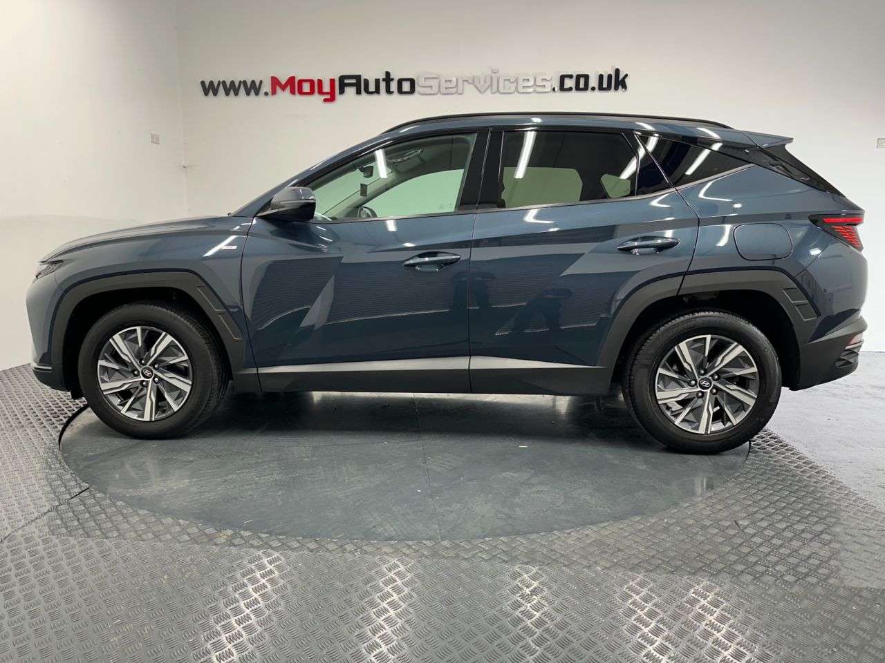 A 2021 HYUNDAI TUCSON 1.6 T-GDi MHEV SE Connect SUV 5dr Petrol Hybrid DCT Euro 6 (s/s) (150 ps) A 2021 HYUNDAI TUCSON 1.6 T-GDi MHEV SE Connect SUV 5dr Petrol Hybrid DCT Euro 6 (s/s) (150 ps)