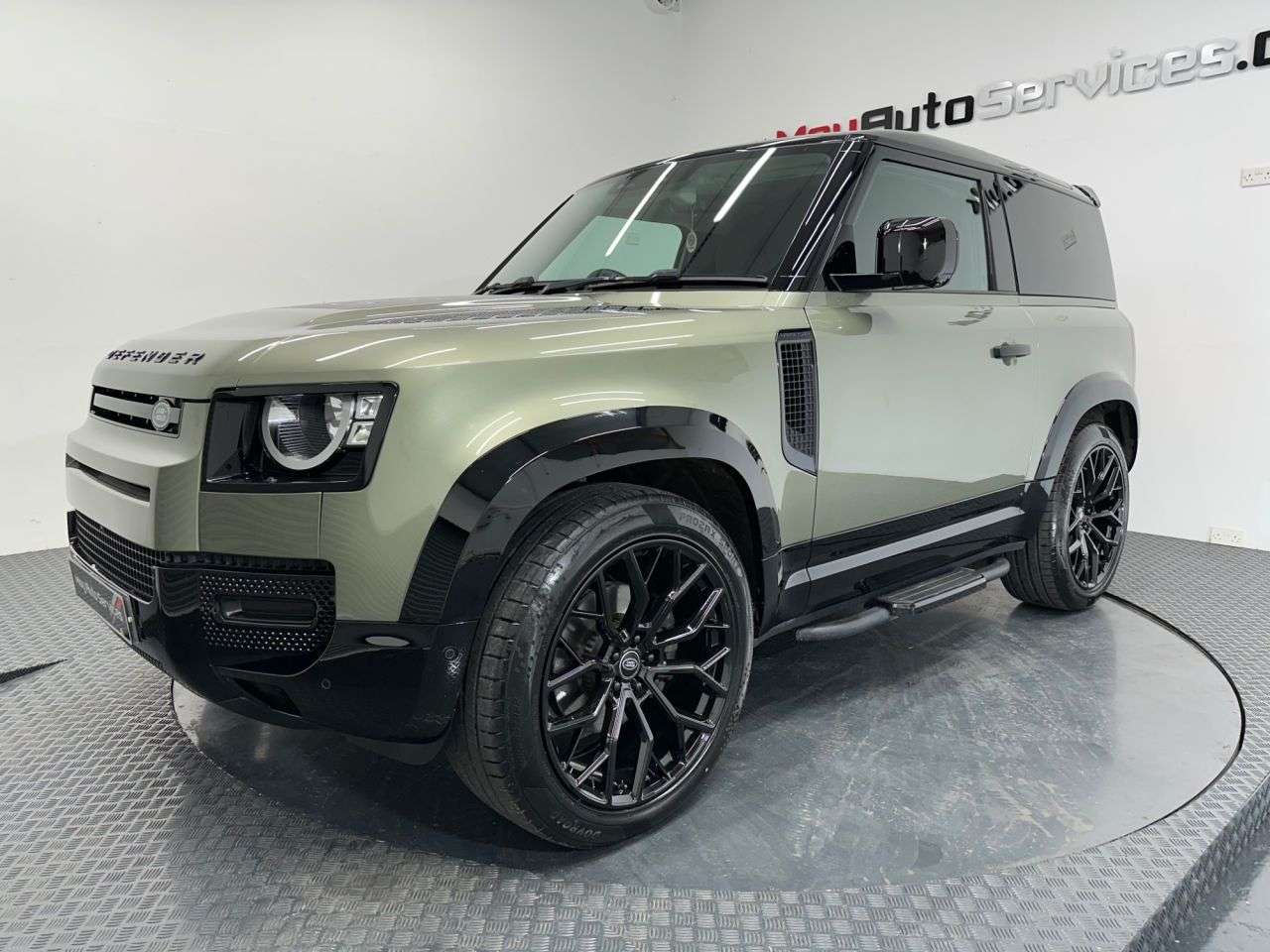 2024 LAND ROVER DEFENDER 90 2024 LAND ROVER DEFENDER 90
