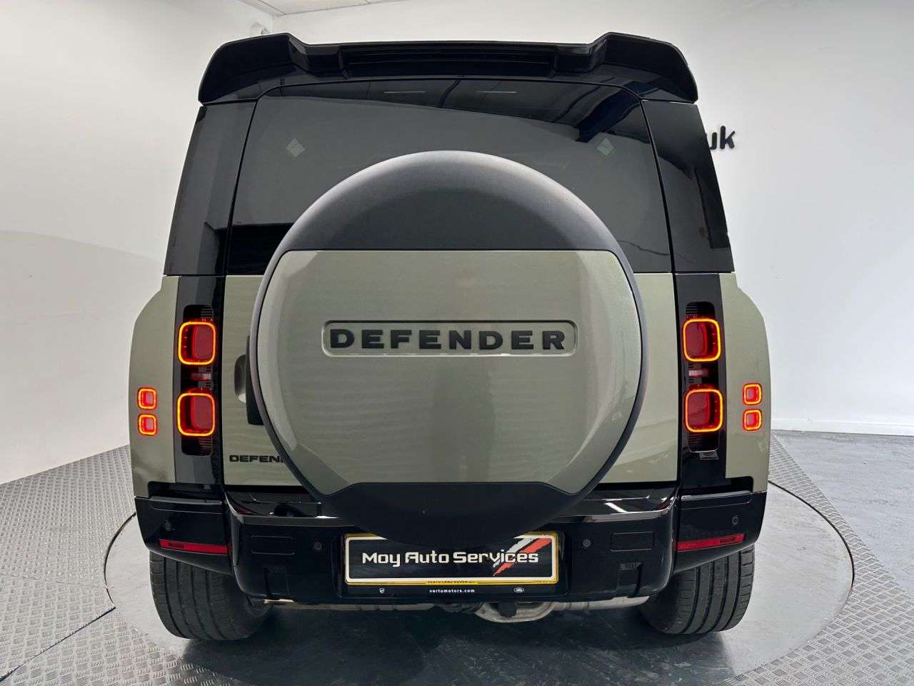 2024 LAND ROVER DEFENDER 90 2024 LAND ROVER DEFENDER 90