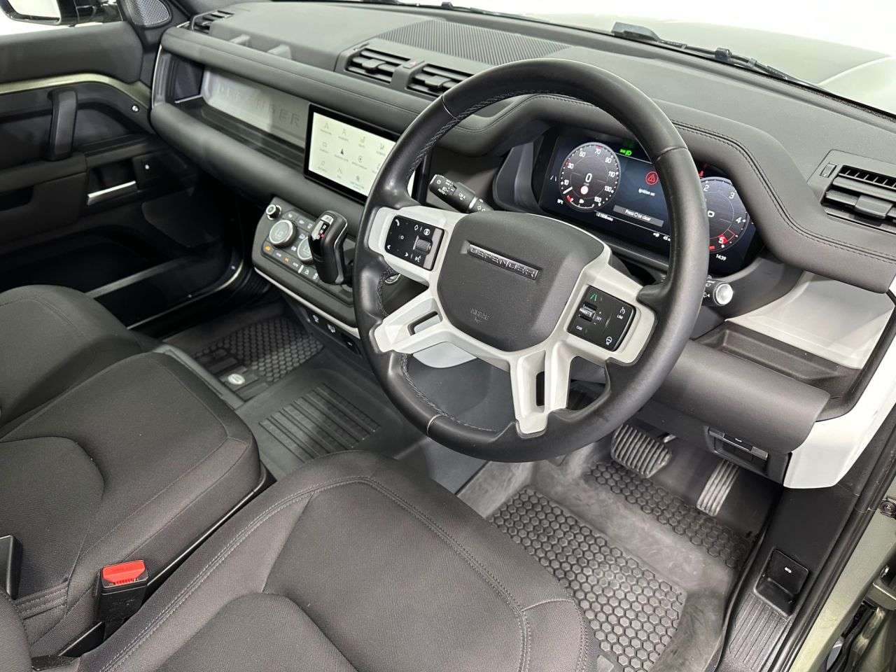 2024 LAND ROVER DEFENDER 90 2024 LAND ROVER DEFENDER 90