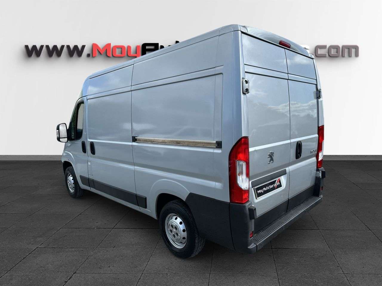 A 2019 PEUGEOT BOXER 2.0 BlueHDi 335 Professional Panel Van 5dr Diesel Manual L2 H2 Euro 6 (130 A 2019 PEUGEOT BOXER 2.0 BlueHDi 335 Professional Panel Van 5dr Diesel Manual L2 H2 Euro 6 (130