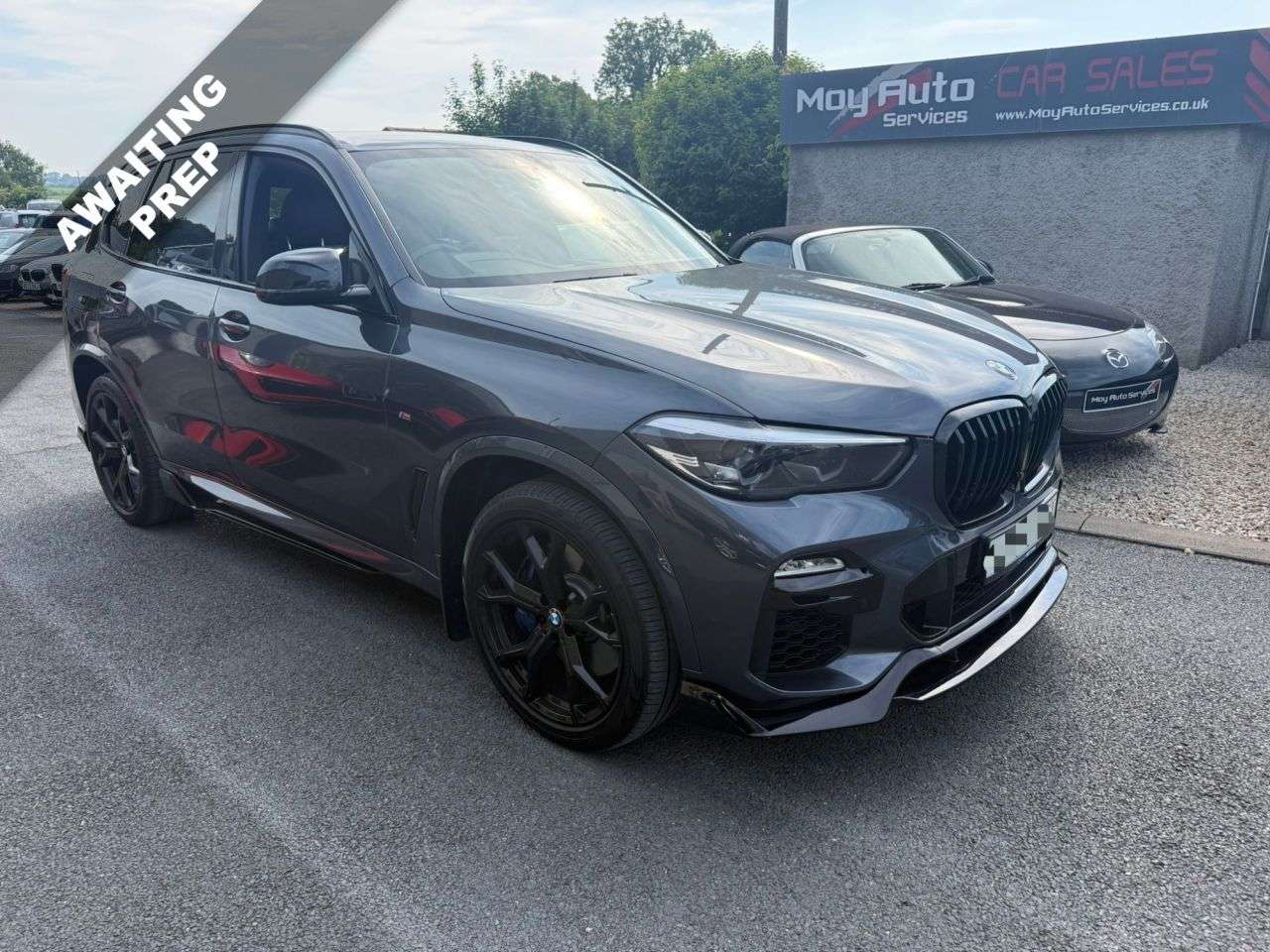 A 2019 BMW X5 3.0 30d M Sport SUV 5dr Diesel Auto xDrive Euro 6 (s/s) (265 ps) A 2019 BMW X5 3.0 30d M Sport SUV 5dr Diesel Auto xDrive Euro 6 (s/s) (265 ps)