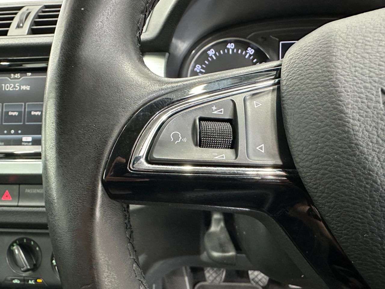 2017 SKODA FABIA 2017 SKODA FABIA